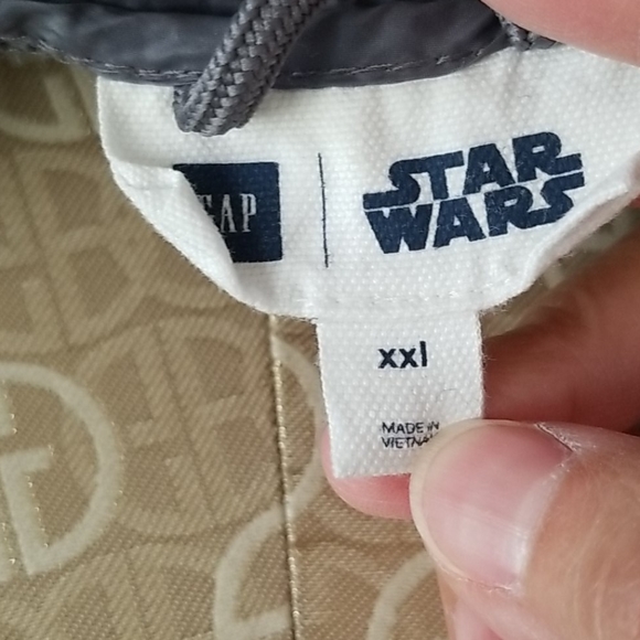 EUC Boys Star Wars Hoodie Camo Puffer Jacket - Picture 7 of 7